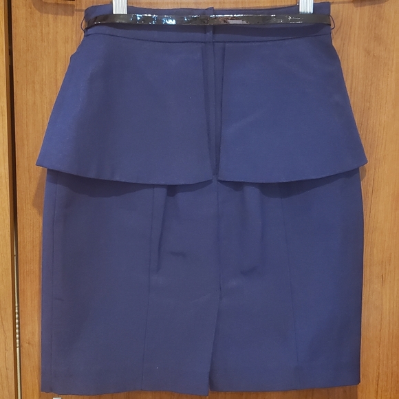 Peplum style pencil skirt - Picture 2 of 3